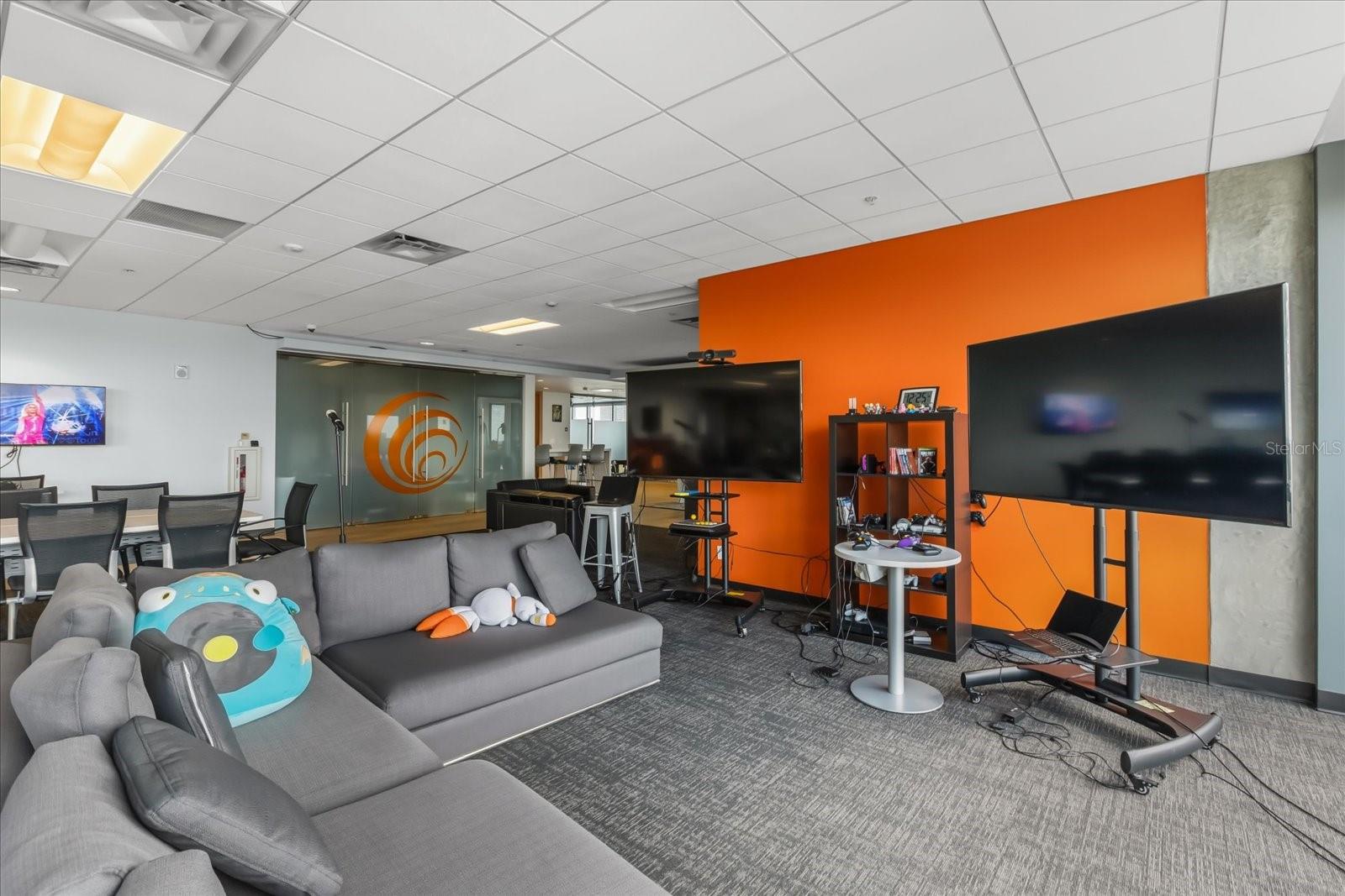 PLAZA SOUTH TOWER COML CONDO - Commercial Sale