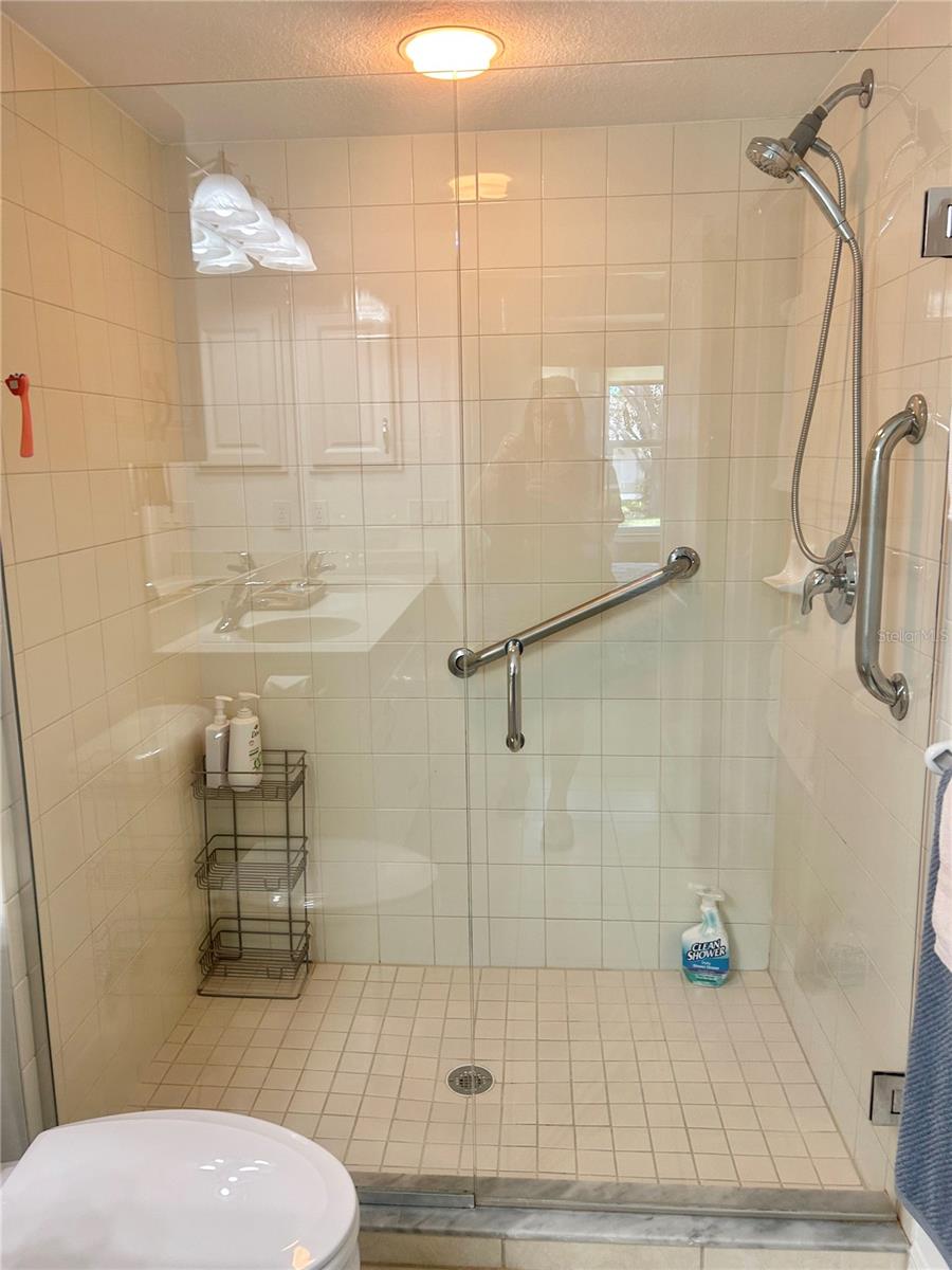 AUBURN HAMMOCKS - Residential