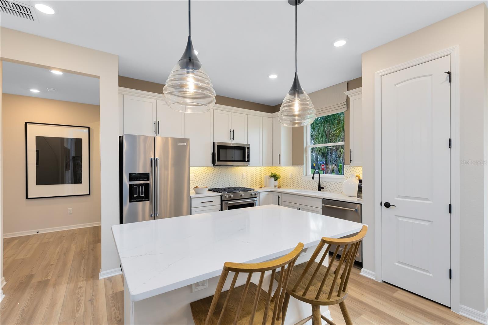 DEL WEBB TWIN LAKES - Residential