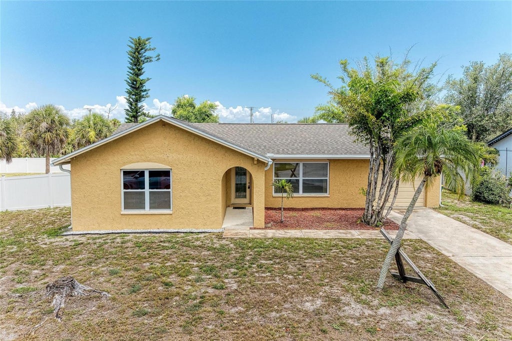 Photo of 6310 Cutler Terrace, Port Charlotte, FL 33981 (MLS # A4698534)