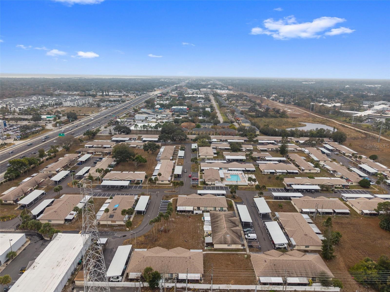 HILL CREST VILLAS - Residential