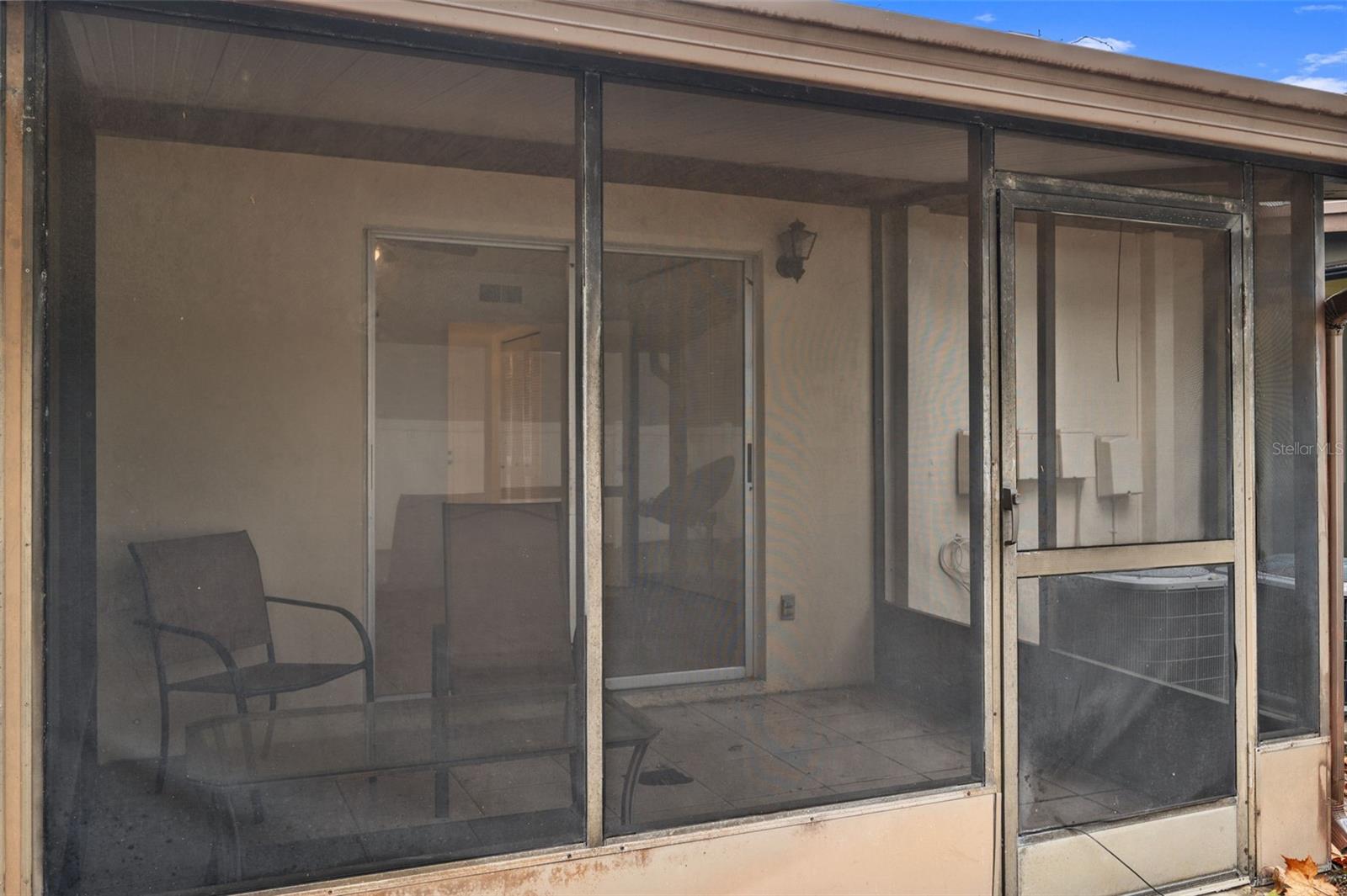 HILL CREST VILLAS - Residential