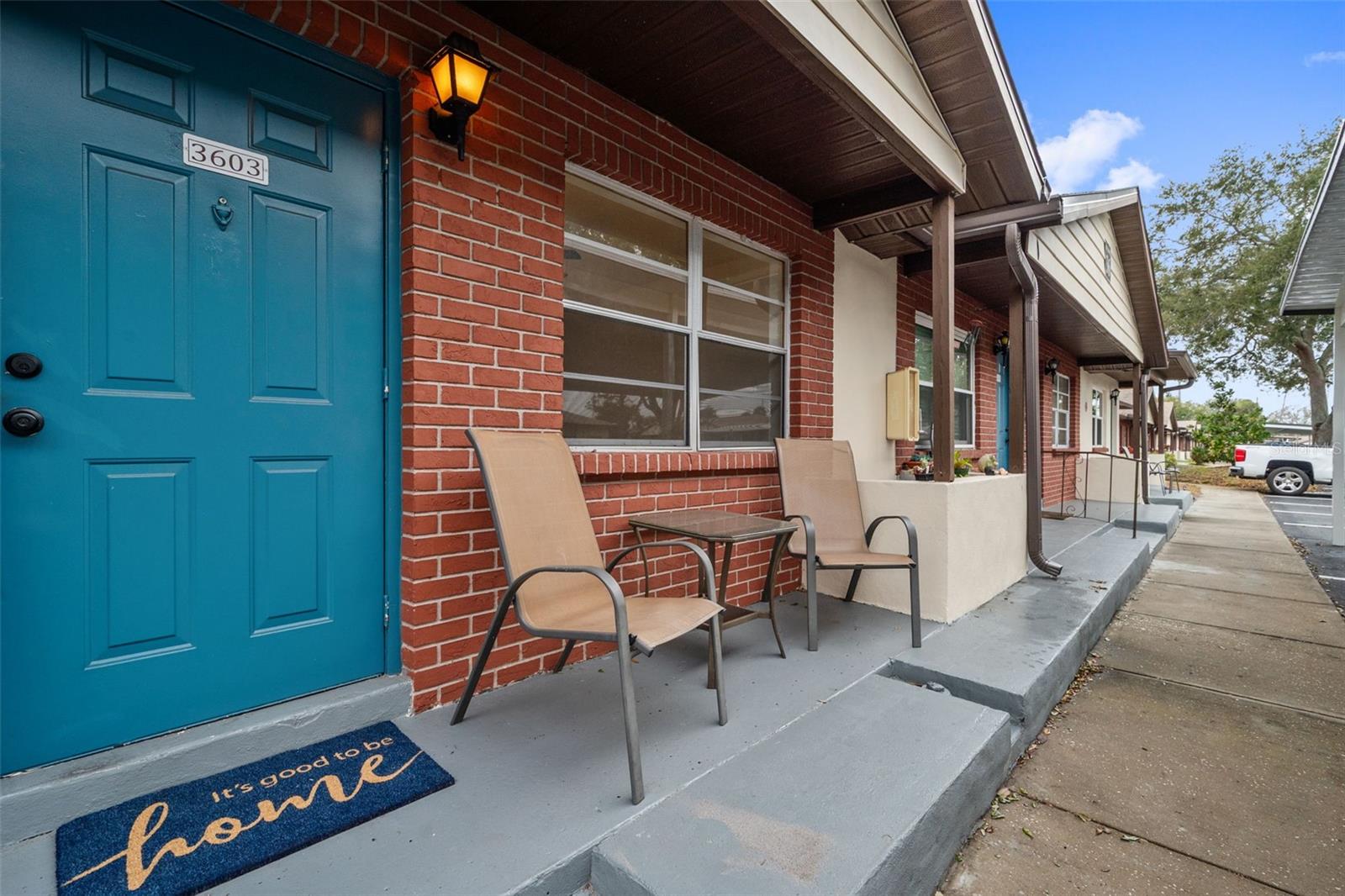 HILL CREST VILLAS - Residential