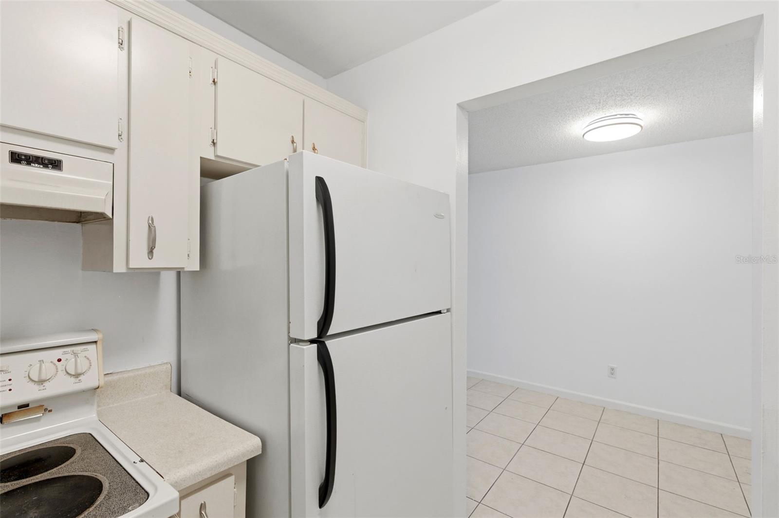 HILL CREST VILLAS - Residential