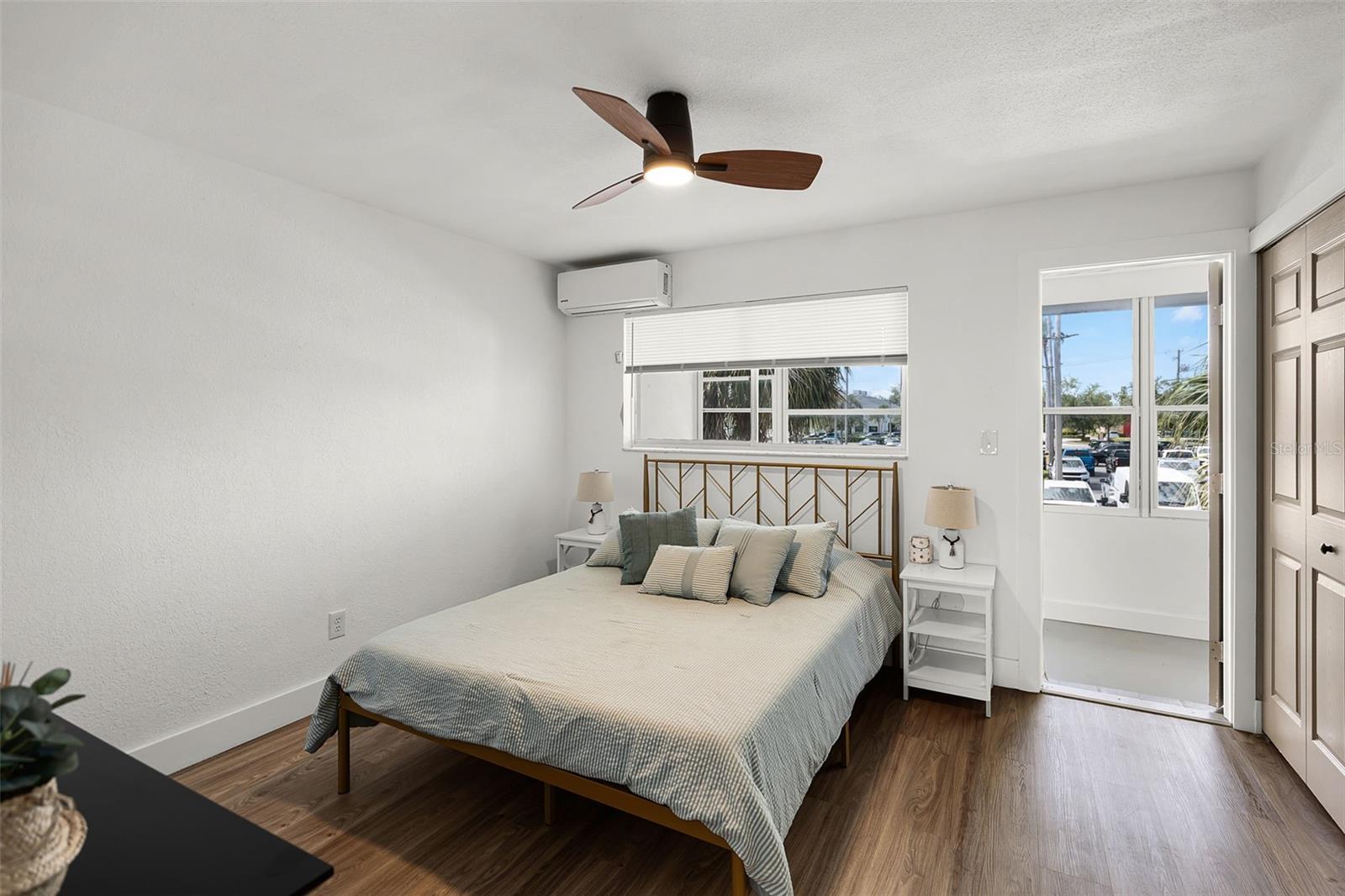 2353 SHELLEY STREET 15