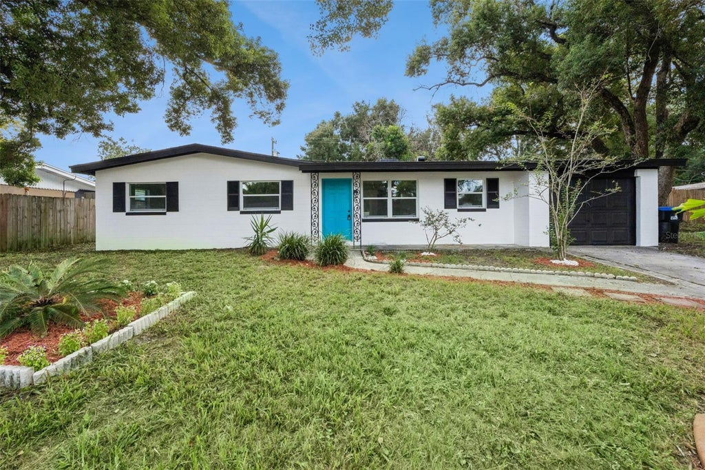 Photo of 3500 Sutton Drive, Orlando, FL 32810 (MLS # O6446388)