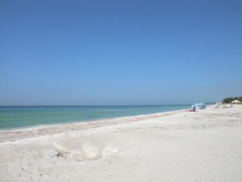 A home in LONGBOAT KEY