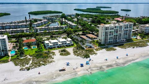 A home in LONGBOAT KEY