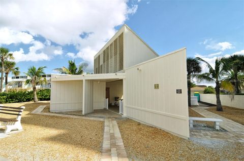 A home in LONGBOAT KEY