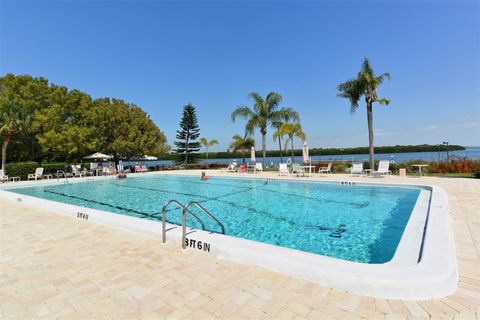 A home in LONGBOAT KEY