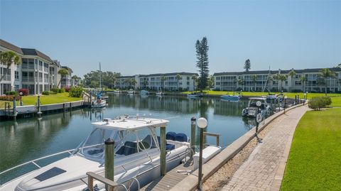 A home in LONGBOAT KEY