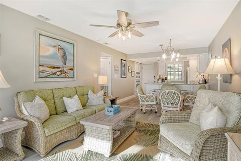 A home in LONGBOAT KEY