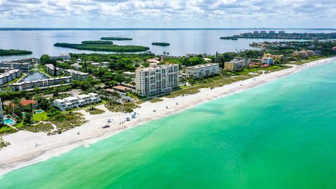 A home in LONGBOAT KEY