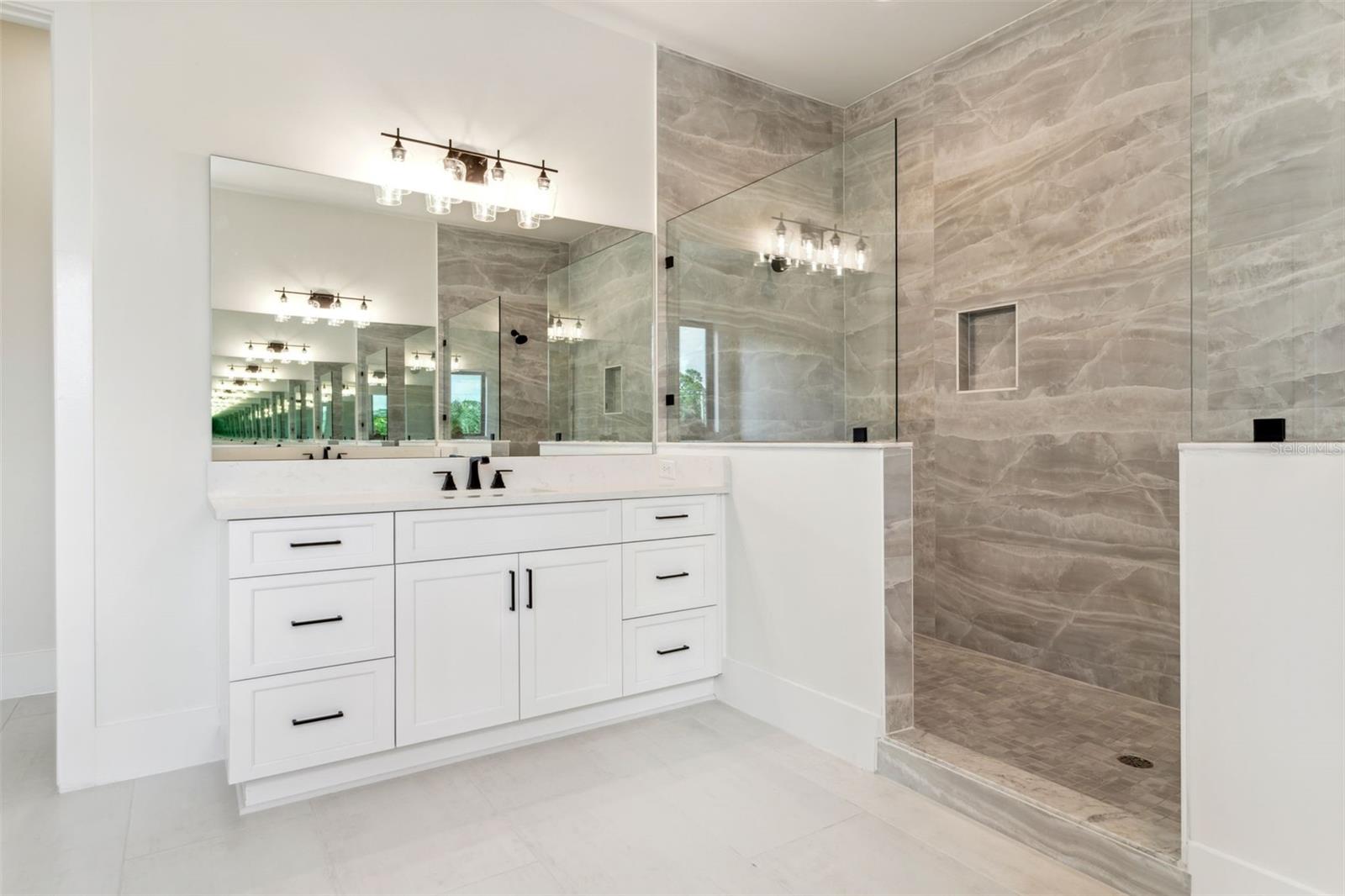 BEL MAR UNIT 4 - Residential