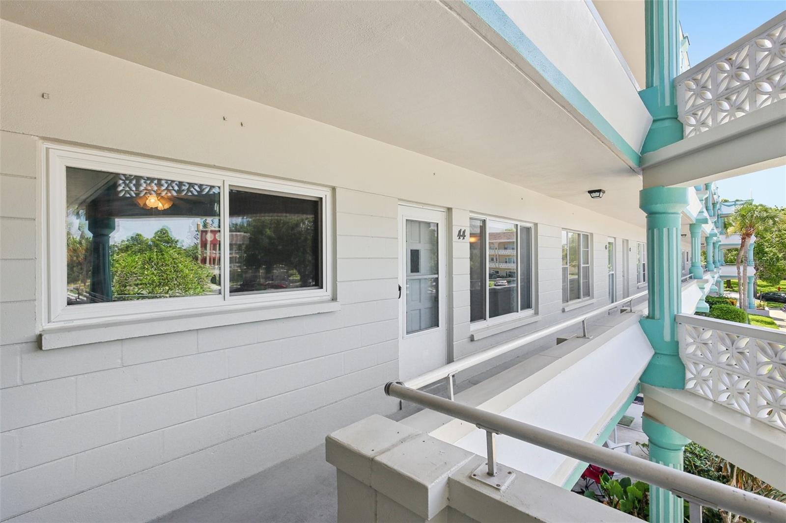 2370 JAMAICAN STREET 44