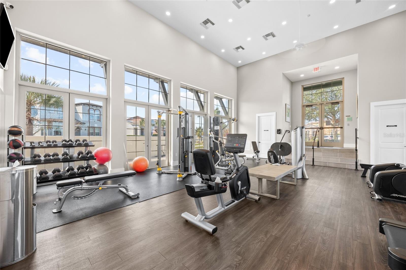 WATERSIDE/JOHNS LK-PH 2A - Residential