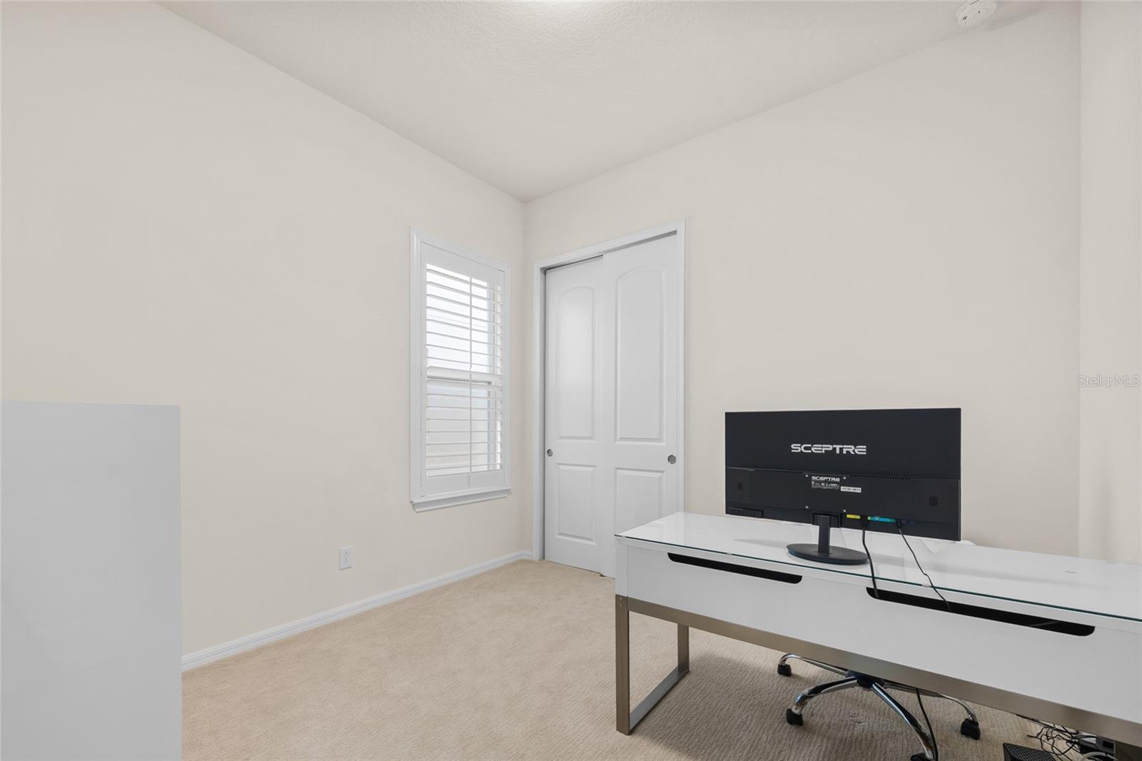 WATERSIDE/JOHNS LK-PH 2A - Residential