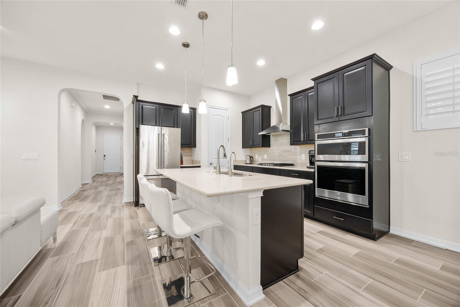 WATERSIDE/JOHNS LK-PH 2A - Residential