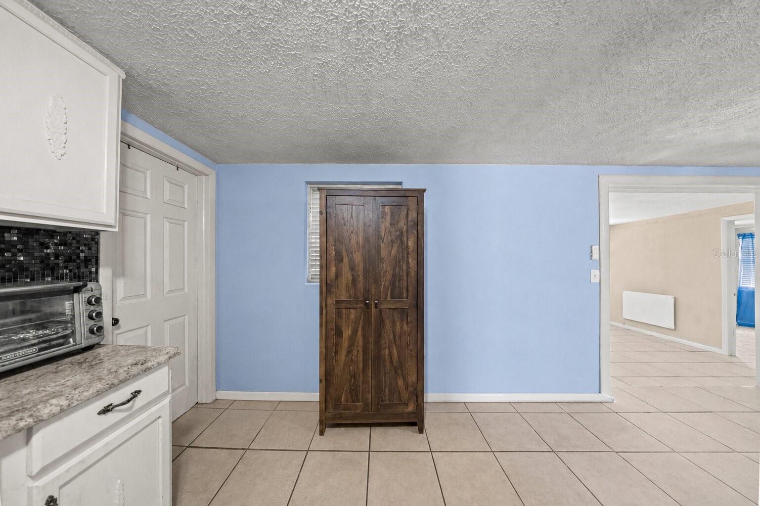 BEVERLY HILLS UNIT 3 - Residential