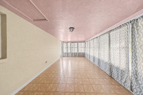 Tiny photo for 18 E Golden Street, Beverly Hills, FL 34465 (MLS # O6409657)