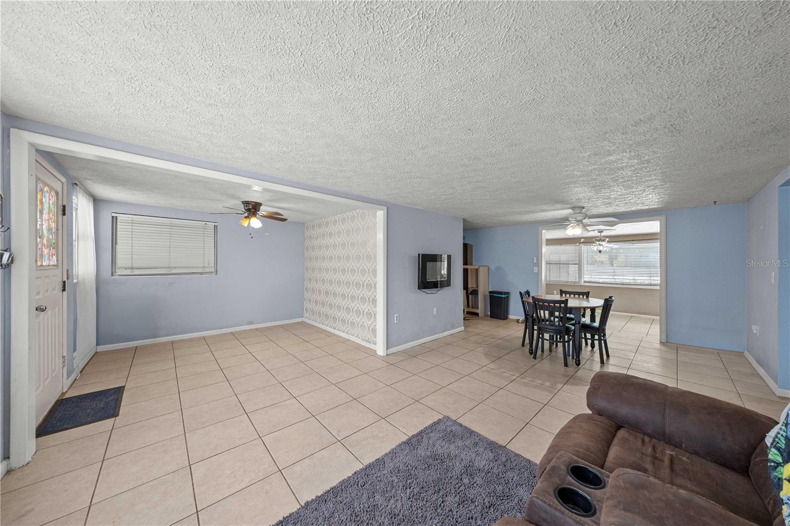 BEVERLY HILLS UNIT 3 - Residential