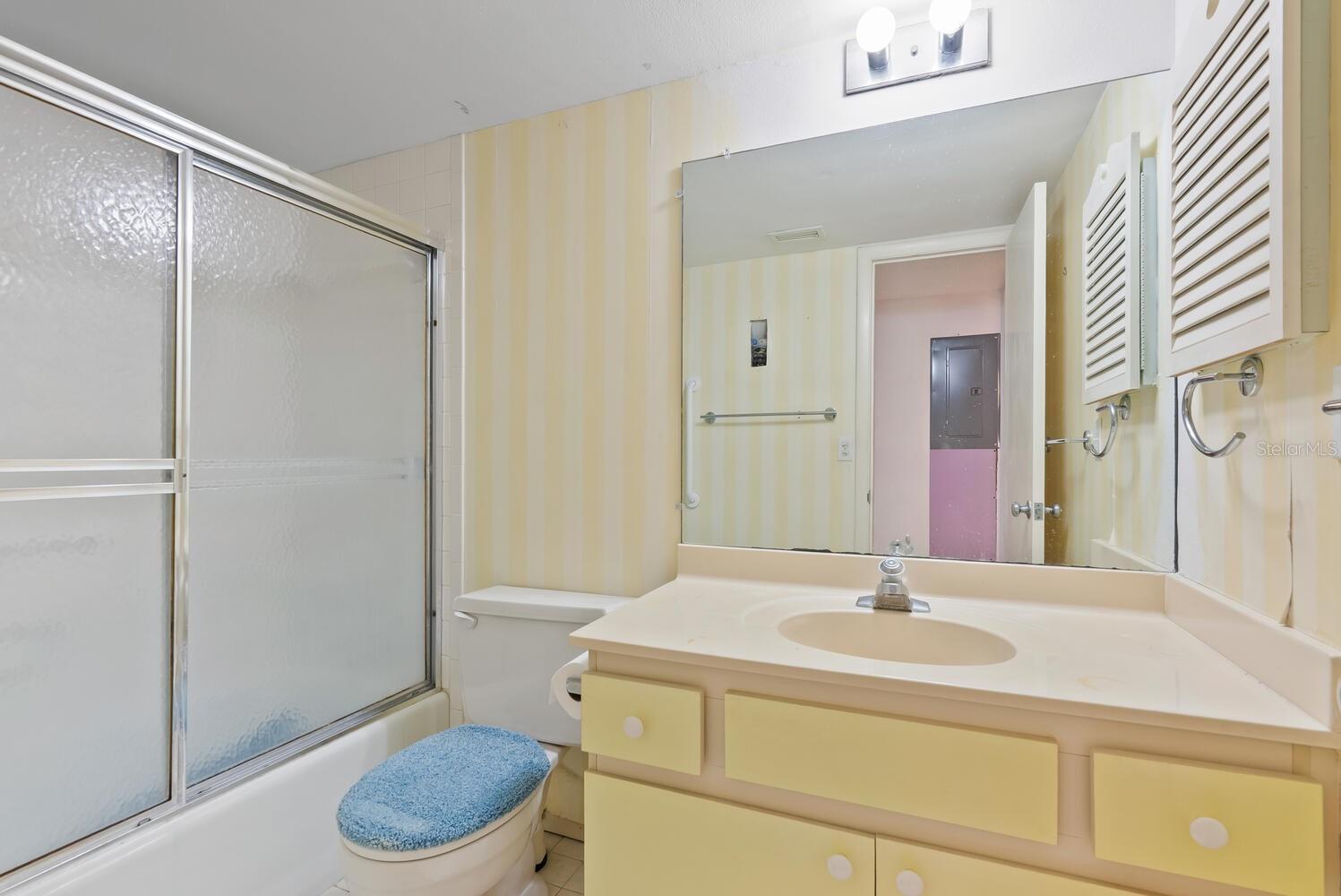 MIDNIGHT COVE BAYSIDE - Residential