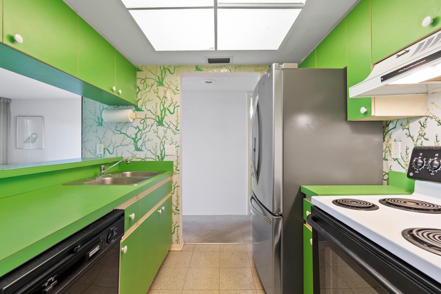 MIDNIGHT COVE BAYSIDE - Residential