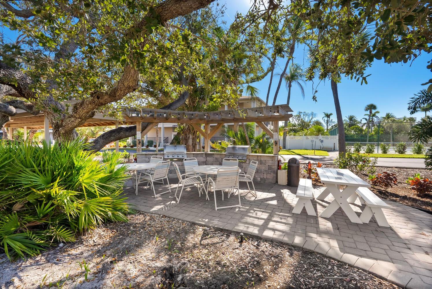 MIDNIGHT COVE BAYSIDE - Residential