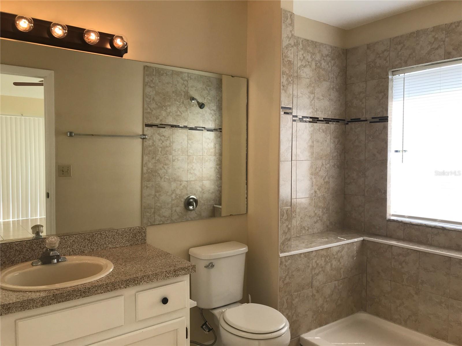 SOUTHCHASE - Residential Lease