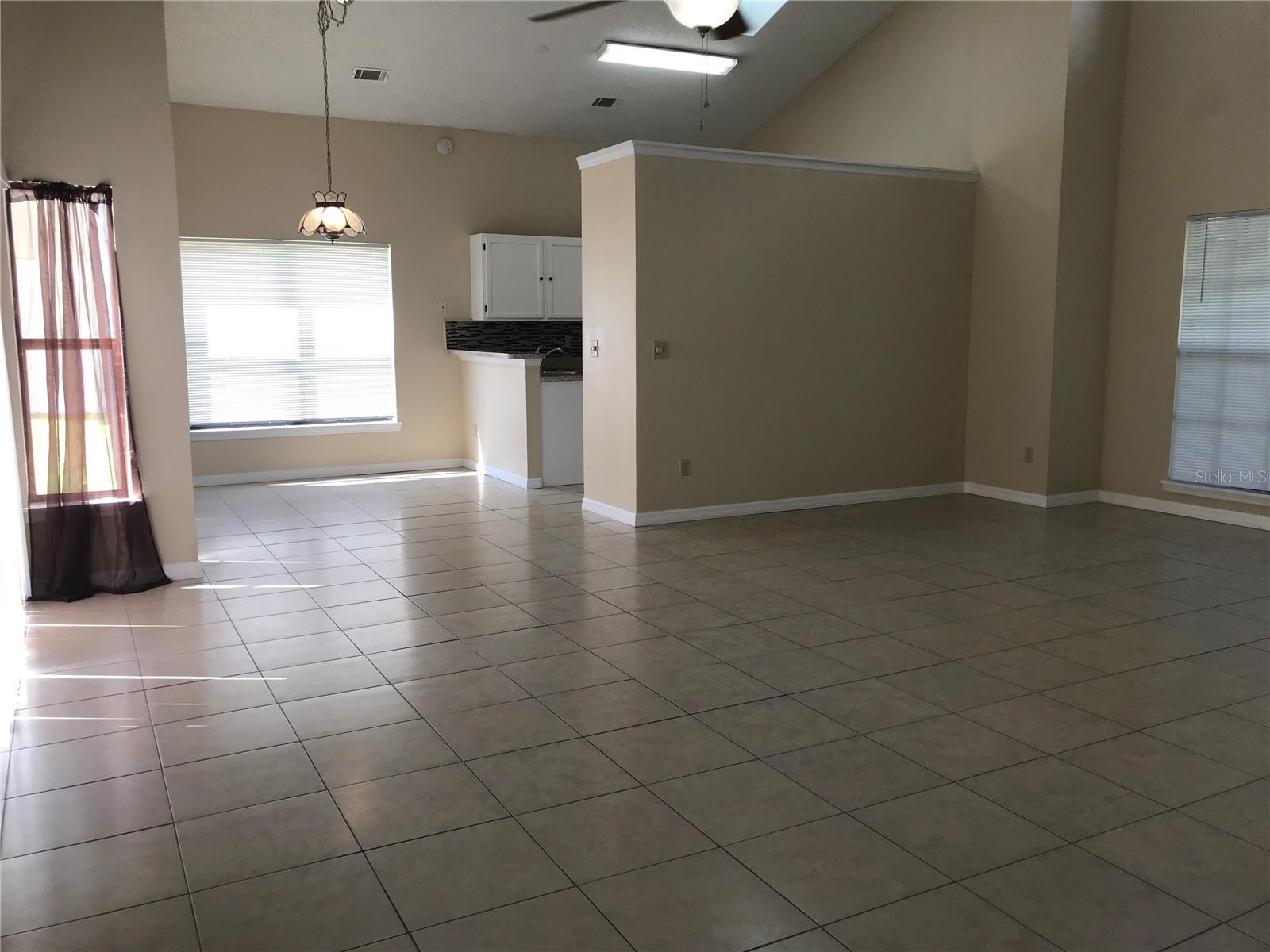 SOUTHCHASE - Residential Lease