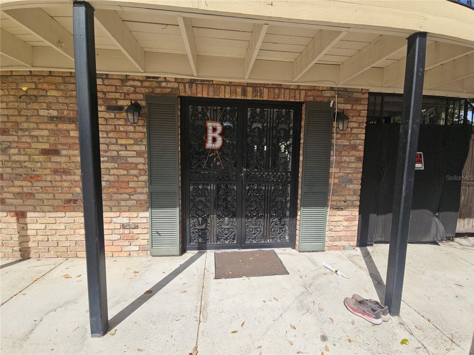 COLONIAL PARK SECOND ADD - Commercial Lease