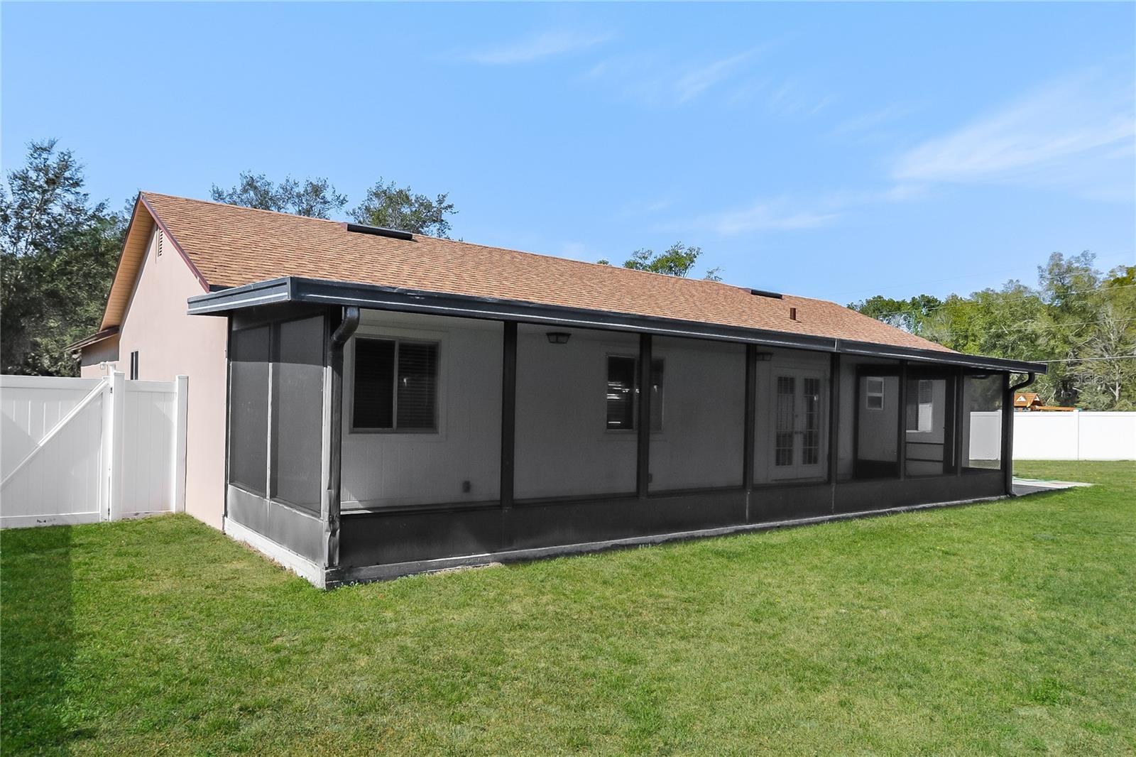 FRST OAKS PH 03 - Residential Lease