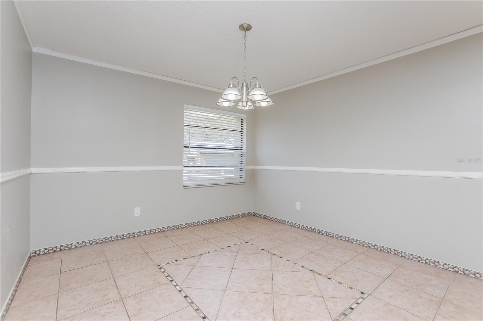 FRST OAKS PH 03 - Residential Lease