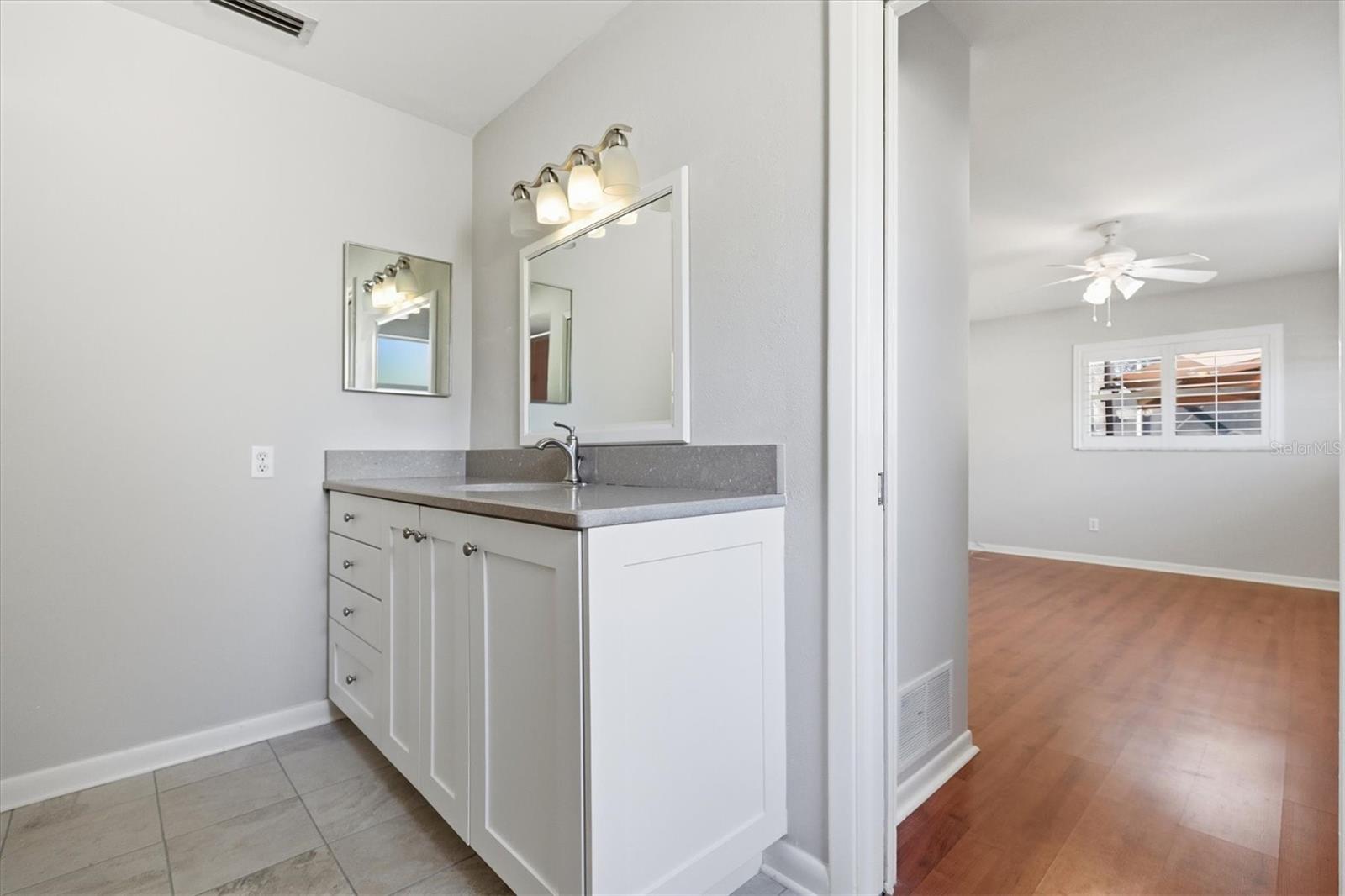 FAIRWAY ESTATES 6TH ADD - Residential