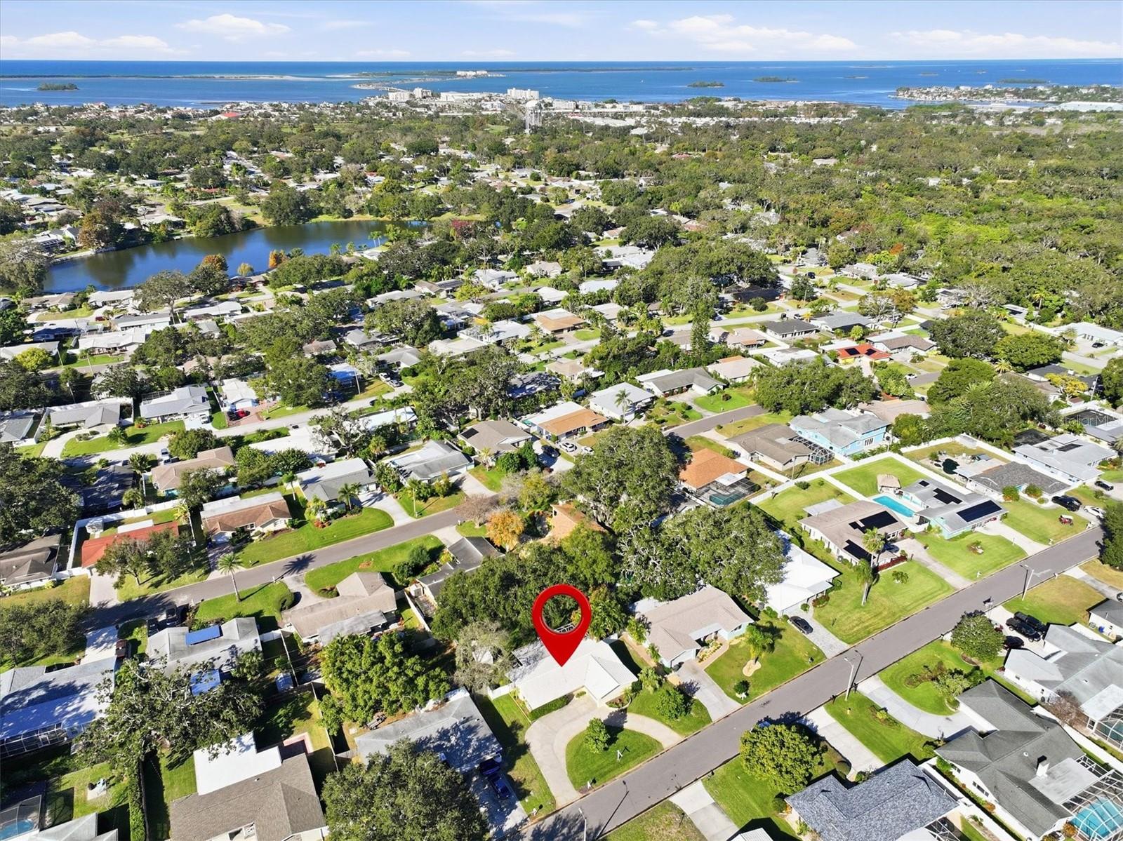 FAIRWAY ESTATES 6TH ADD - Residential