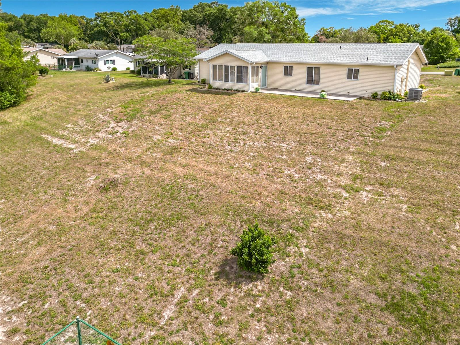 PALM CAY - Residential