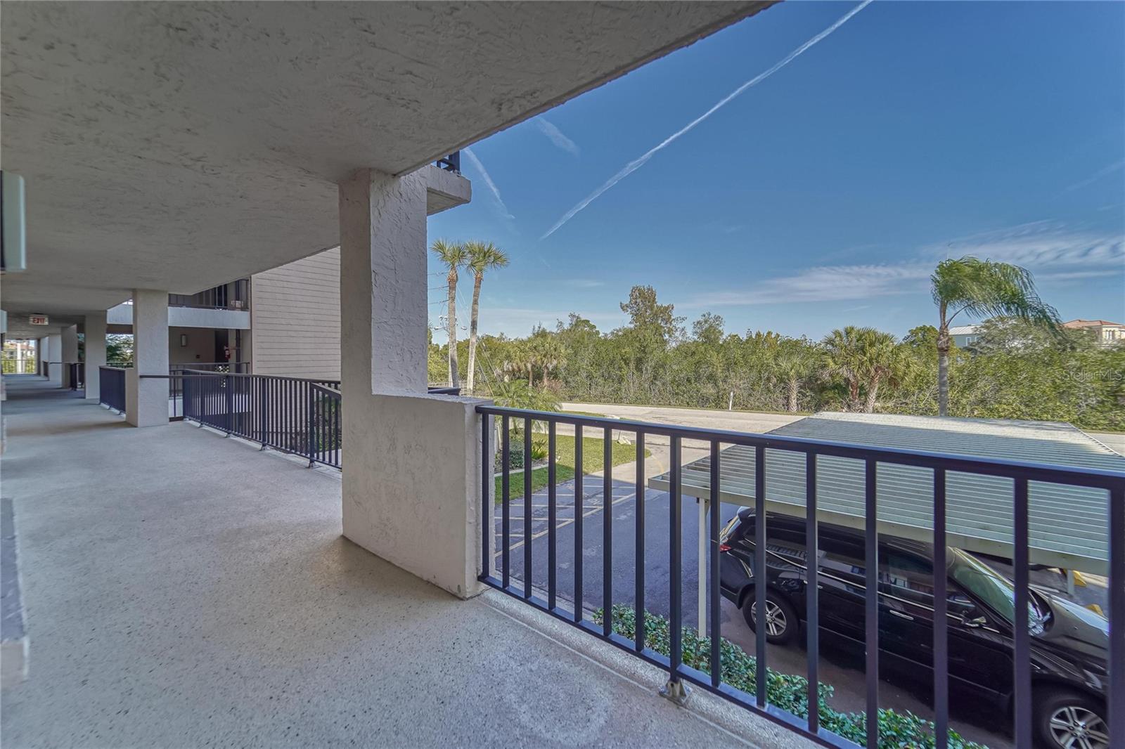 4650 BAY BLVD 1012
