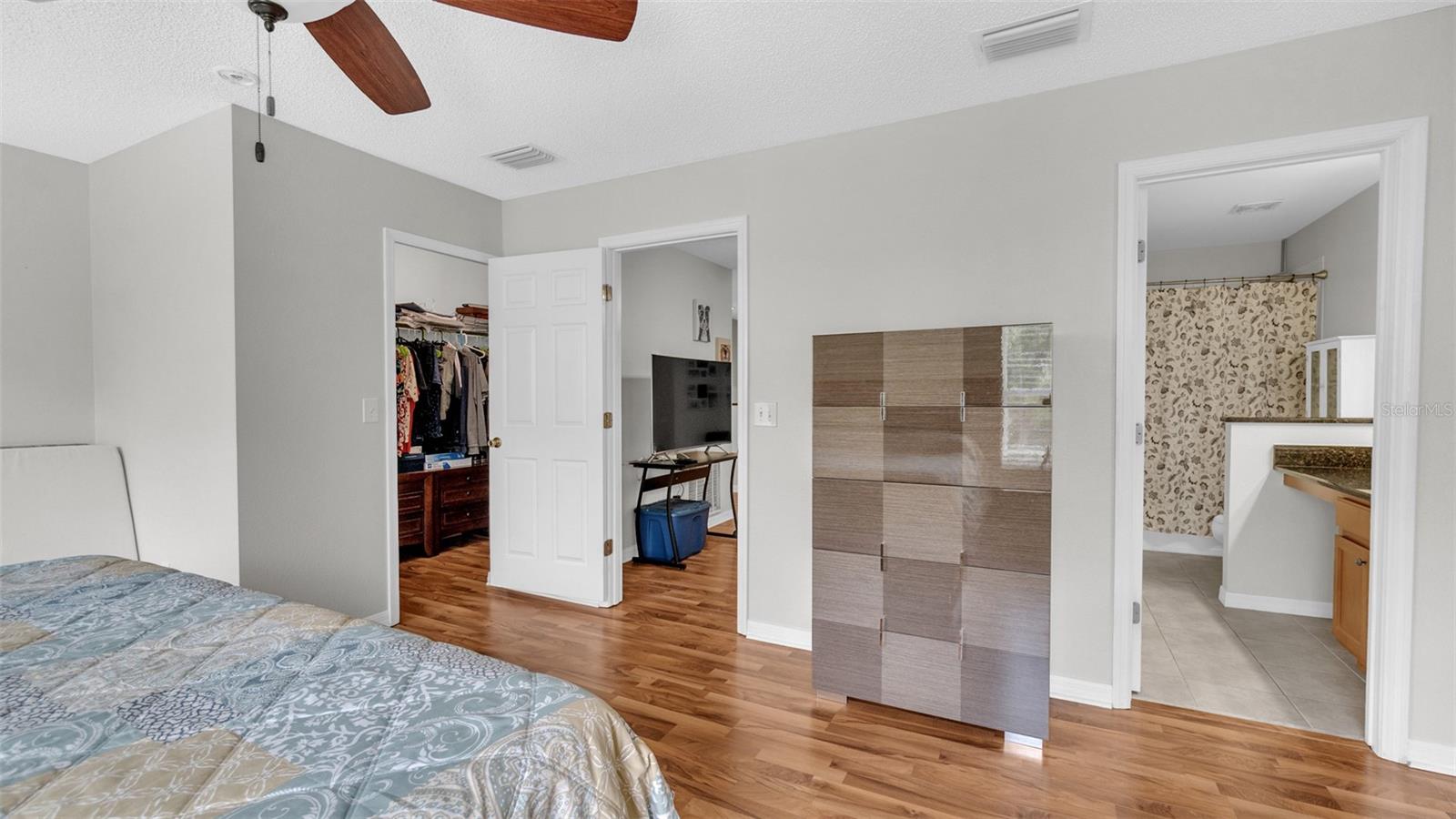 EDGEWATER AT GRAND OAKS PH 02 - Residential