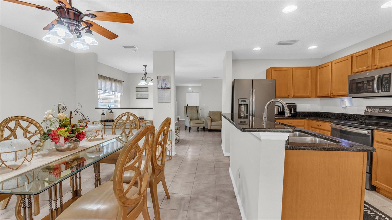 EDGEWATER AT GRAND OAKS PH 02 - Residential