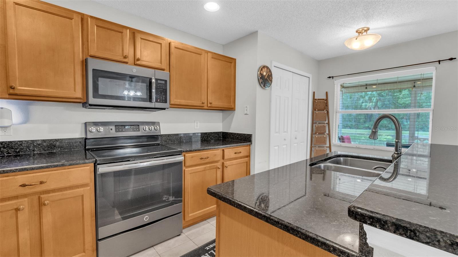 EDGEWATER AT GRAND OAKS PH 02 - Residential