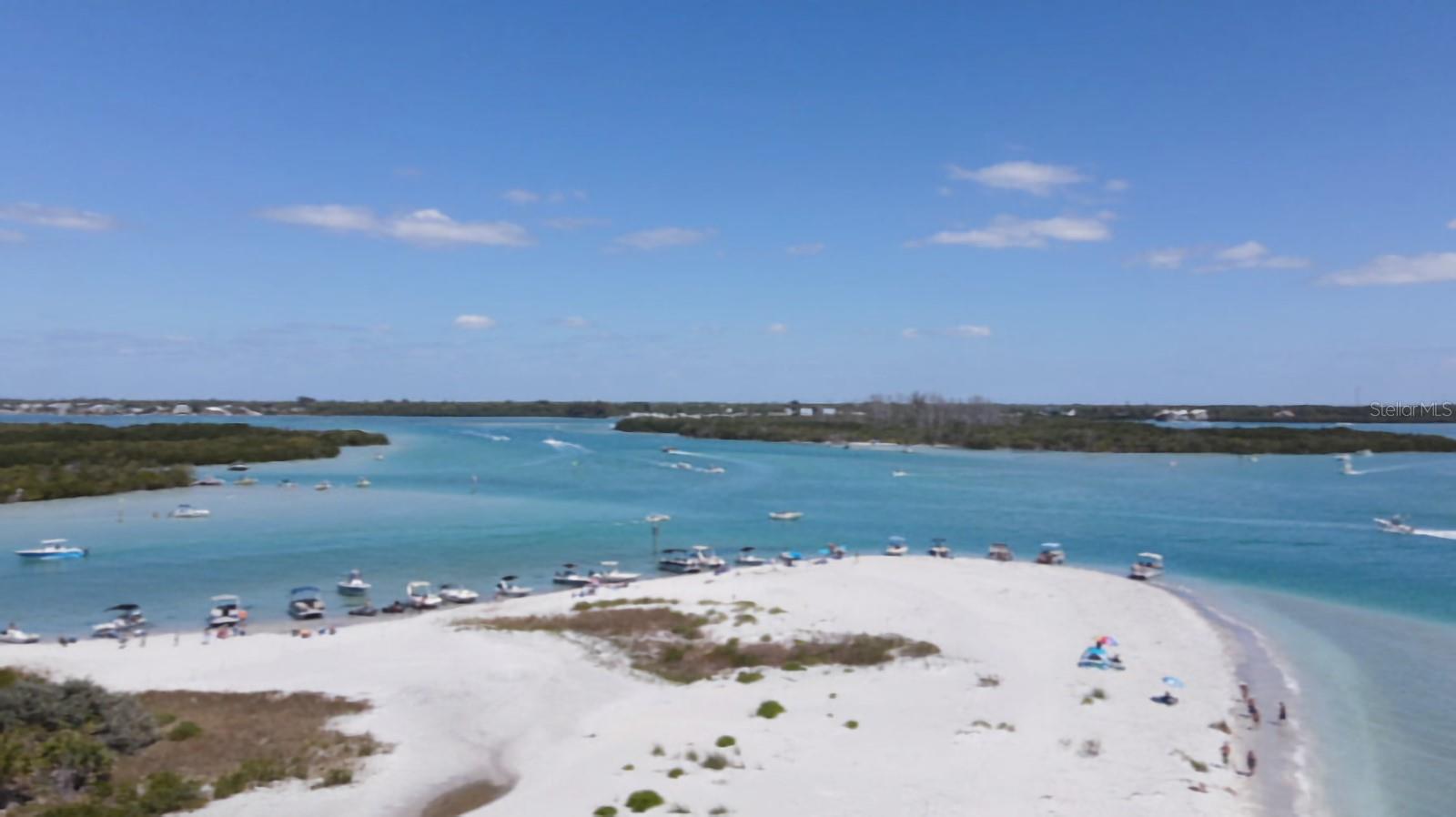 HEL-LEW-AH ISLES - Land