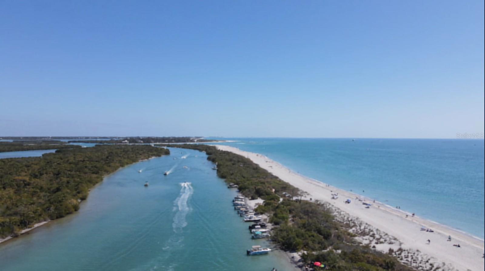 HEL-LEW-AH ISLES - Land