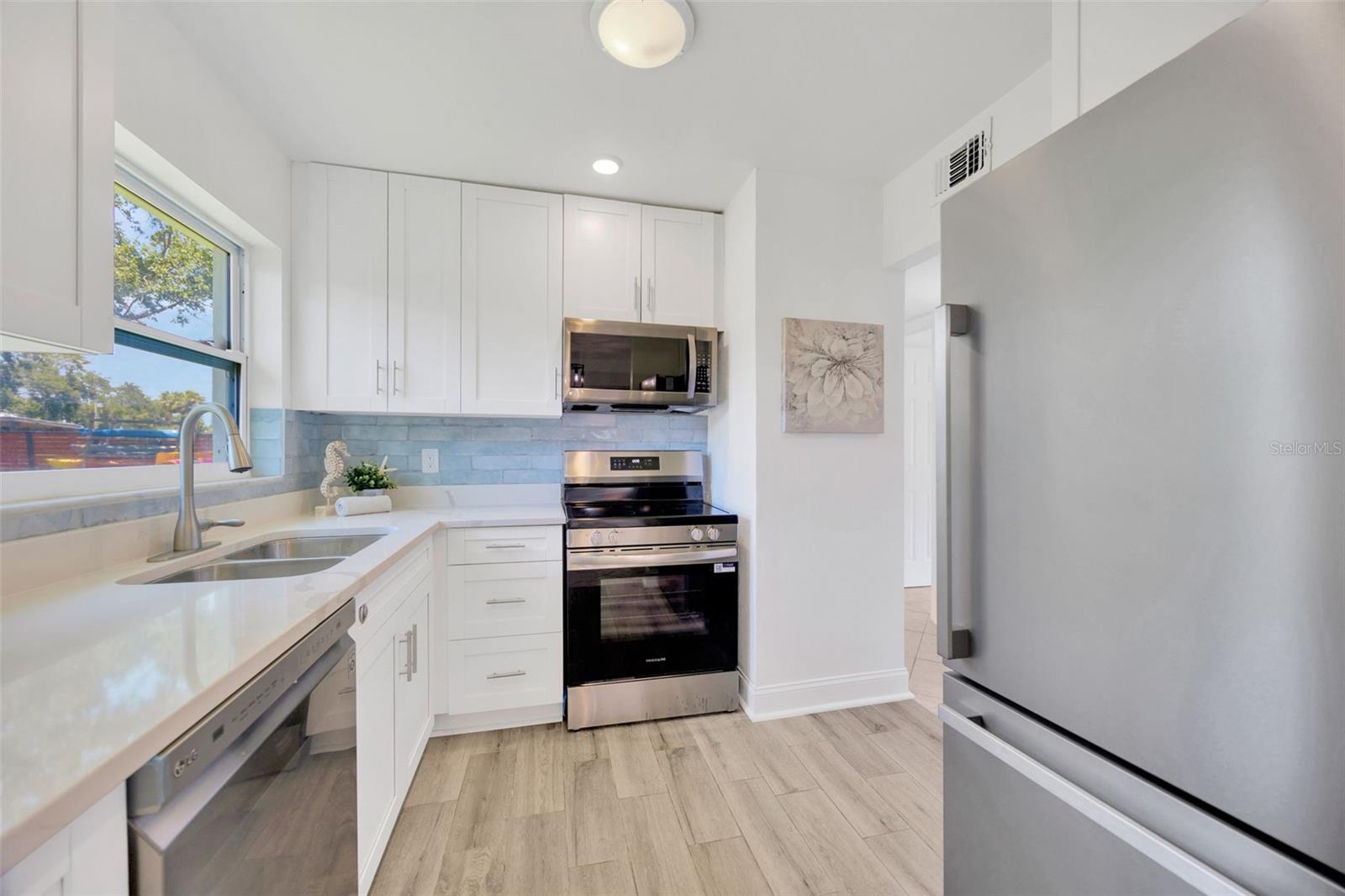 ALAFIA SHORES SUB 1ST - Residential