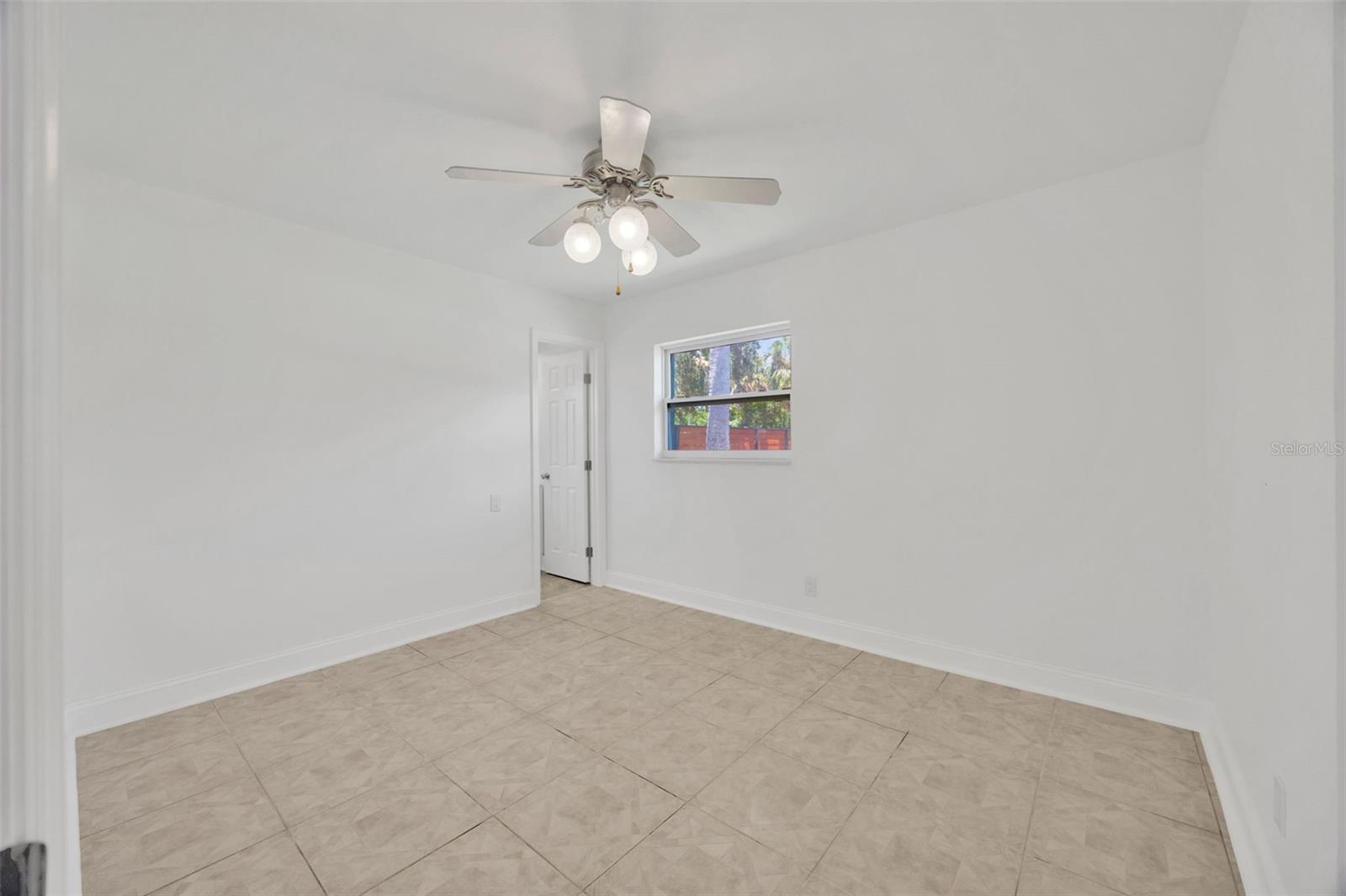 ALAFIA SHORES SUB 1ST - Residential