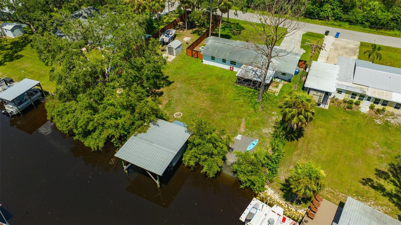 ALAFIA SHORES SUB 1ST - Residential