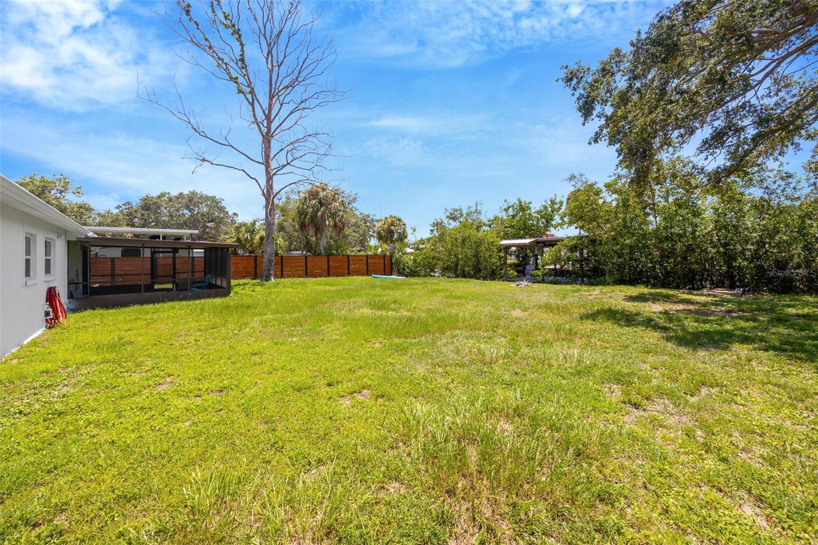 ALAFIA SHORES SUB 1ST - Residential