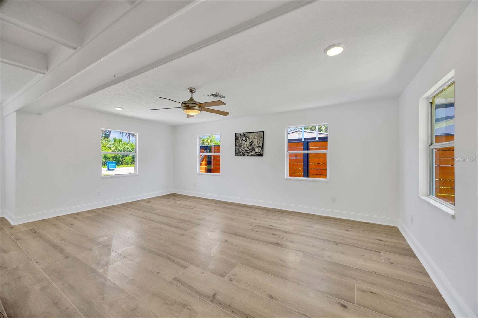 ALAFIA SHORES SUB 1ST - Residential