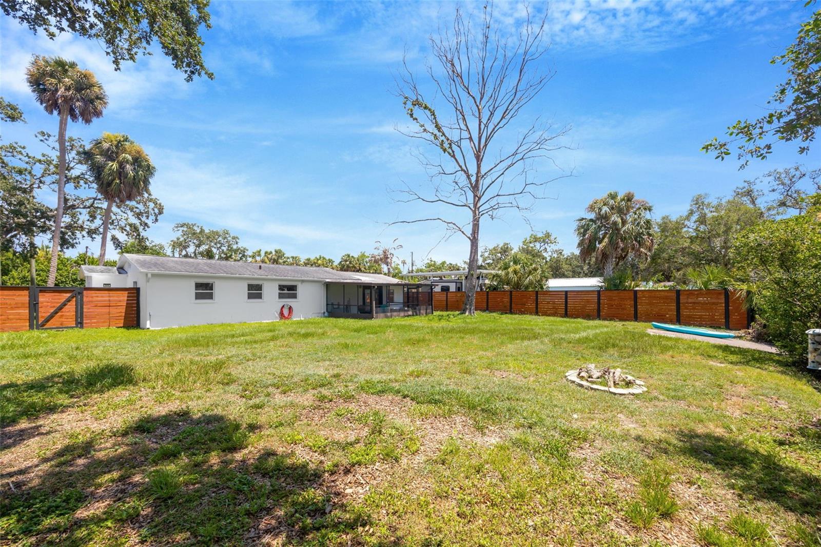 ALAFIA SHORES SUB 1ST - Residential