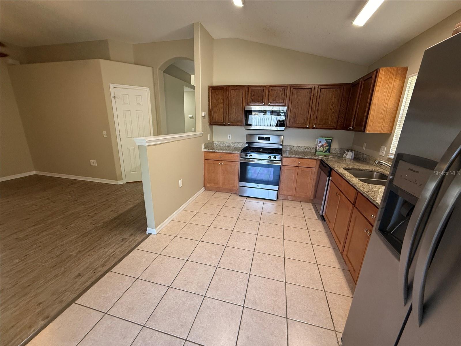 SUMMERFIELD VILLAGE SP C UN 10 - Residential