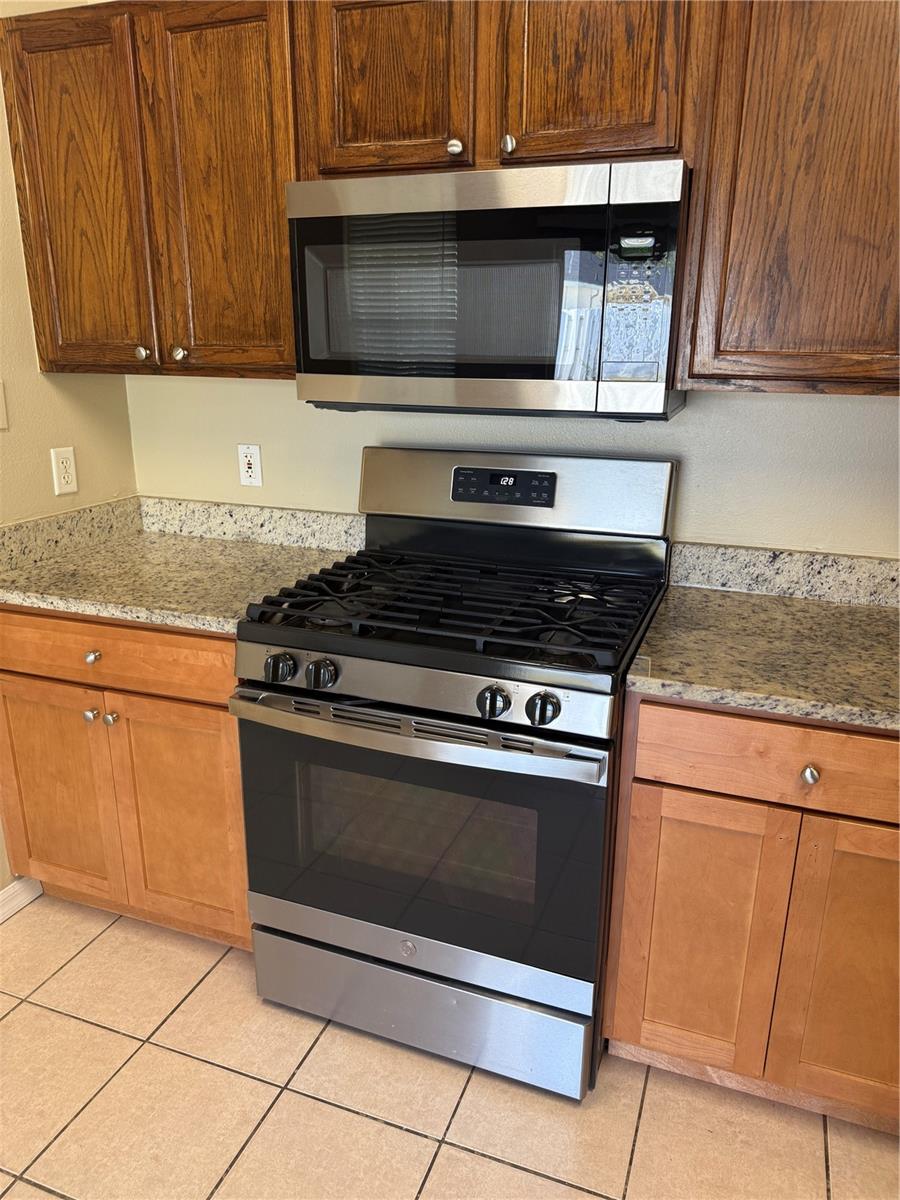 SUMMERFIELD VILLAGE SP C UN 10 - Residential